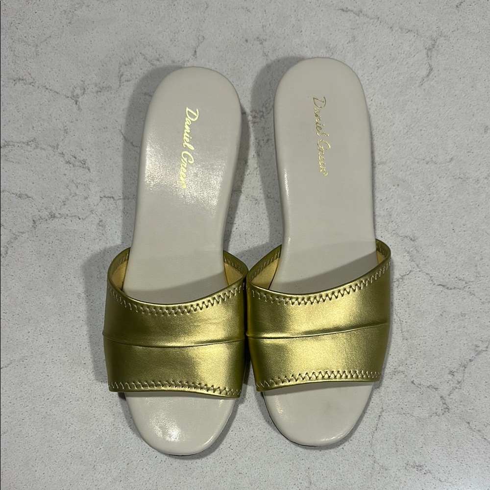 Gold and White Metallic Slippers with Wide Strap